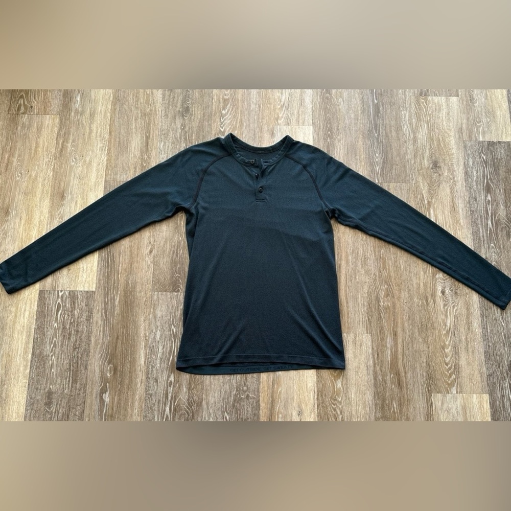 Lululemon Dark Blue Henley - Small